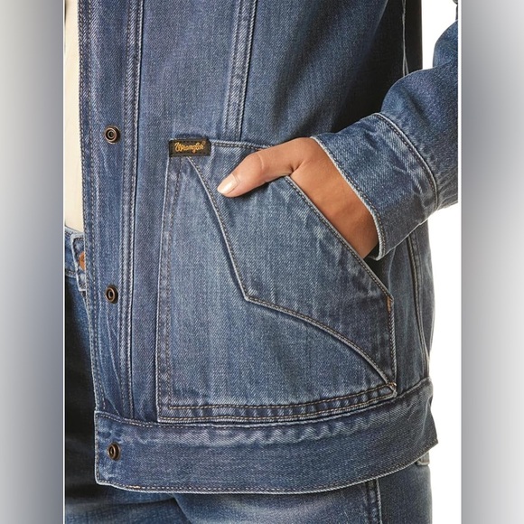 Ladies Denim Wrangler Jacket NWT - Picture 5 of 8